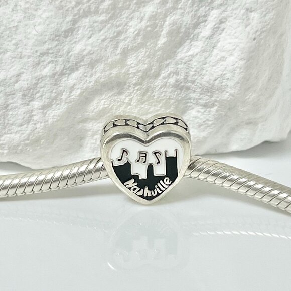 Pandora Nashville Music City S925 Silver Heart Bead Charm - Picture 1 of 3